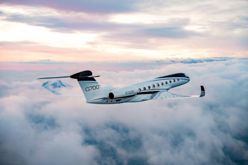 The G700 is a large, heavy business jet that can seat up to 19 passengers or sleep 10 in a sleep configuration