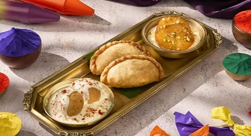 Akasa Air offers Holi-themed menu offering passengers a festive experience