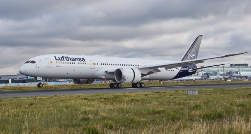 Lufthansa’s first Boeing 787-9 with the Allegris cabin lands in Frankfurt, launching a new era of passenger experience.