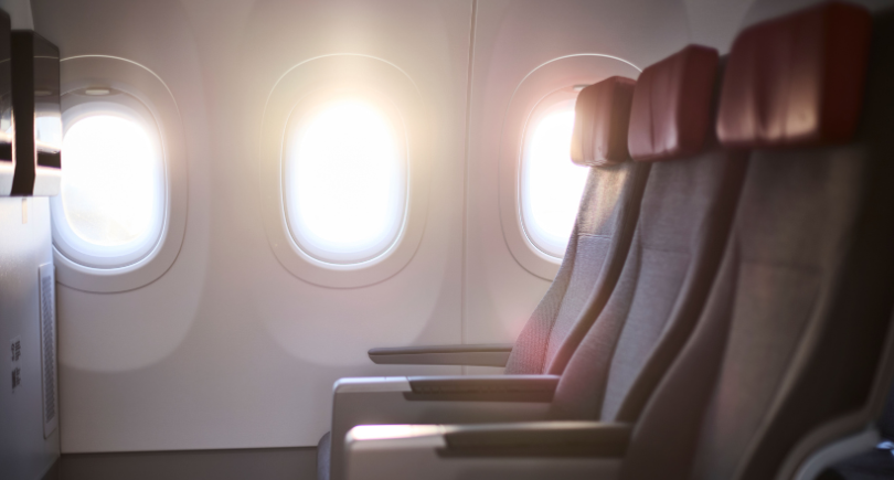 R3 economy class long-range seat
