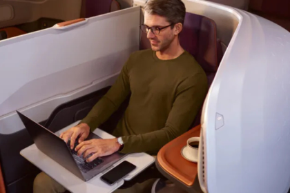 SIA to deploy Starlink on long-haul fleet from 2027