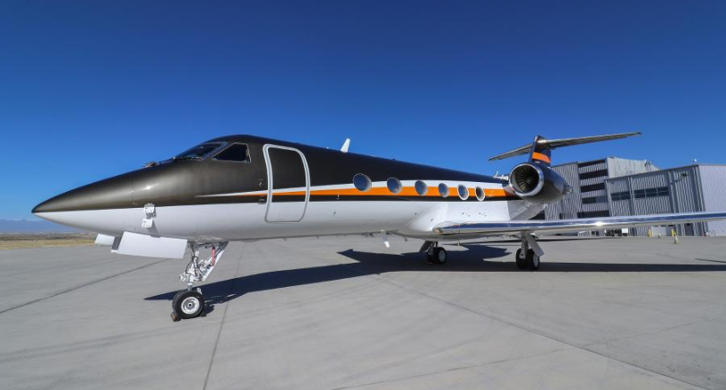 Duncan Aviation delivers automotive-inspired Gulfstream GIV livery