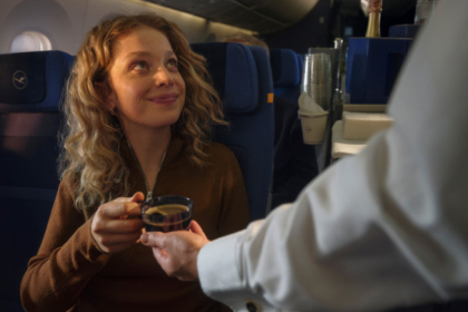 Lufthansa FOX takes off across all long-haul cabins