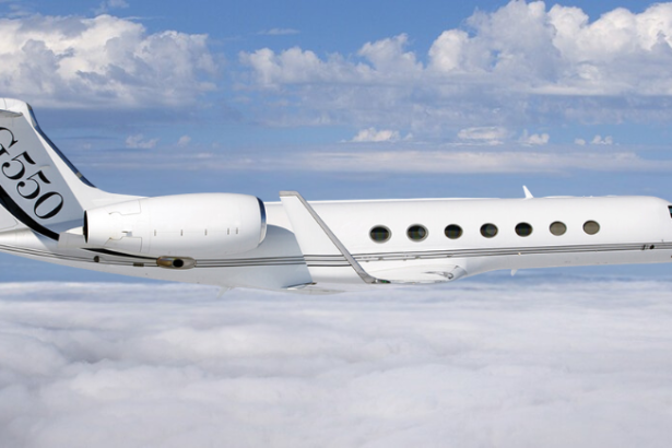 Pentastar gains STC for Gogo LX5 on Gulfstream Jets