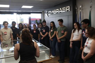 Embraer launches student challenge focused on improving aircraft cabin baggage capacity and passenger experience.