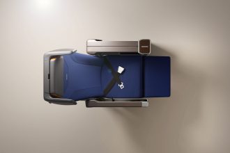 RECARO Aircraft Seating introduces the R4 Premium Class seat with enhanced ergonomics, connectivity and cabin customization.