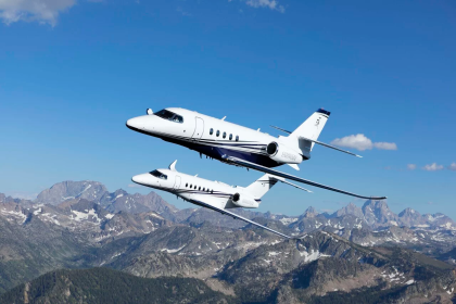 Cessna Citation Longitude business jet with Gogo Galileo HDX satellite connectivity, offering high-speed internet through Eutelsat’s OneWeb network.
